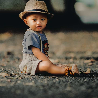 Anak Satu Tahun Belum Bisa Berjalan, Apakah Wajar?