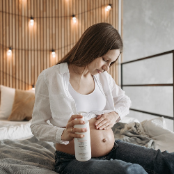 Gatal-gatal Saat Hamil? Mungkin Mums Alami Kolestasis Kehamilan