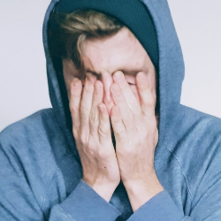 Apa Itu Midlife Crisis dan Bagaimana Tanda-Tandanya?