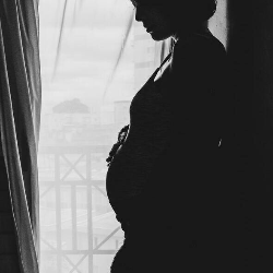 Apakah Skoliosis Memengaruhi Kehamilan Mums?