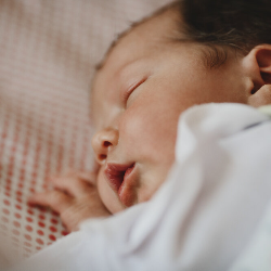 Mengenal ASD, Penyakit Jantung Bawaan yang Umum Terjadi pada Bayi