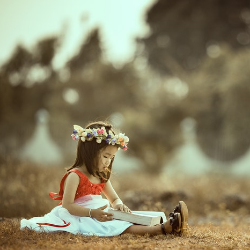 Bacaan yang Harus Disiapkan Orang Tua untuk Anak Sesuai Usia