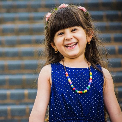 Bahaya Mengikat Rambut si Kecil Terlalu Kencang