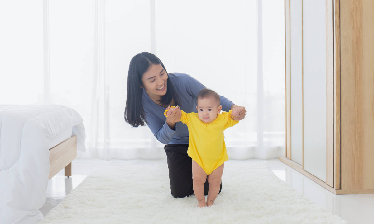 8 Momen untuk Dirayakan di 1 Tahun Pertama Kehidupan si Kecil