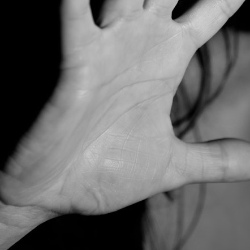 Serangan Panik dan Kecemasan, Apa Bedanya?