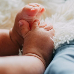 Kulit Bayi Tampak Kebiruan, Waspada Blue Baby Syndrome