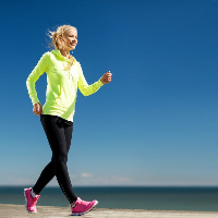Brisk Walking: Bukan Sekedar Jalan Kaki, Pelajari Teknik yang Tepat!