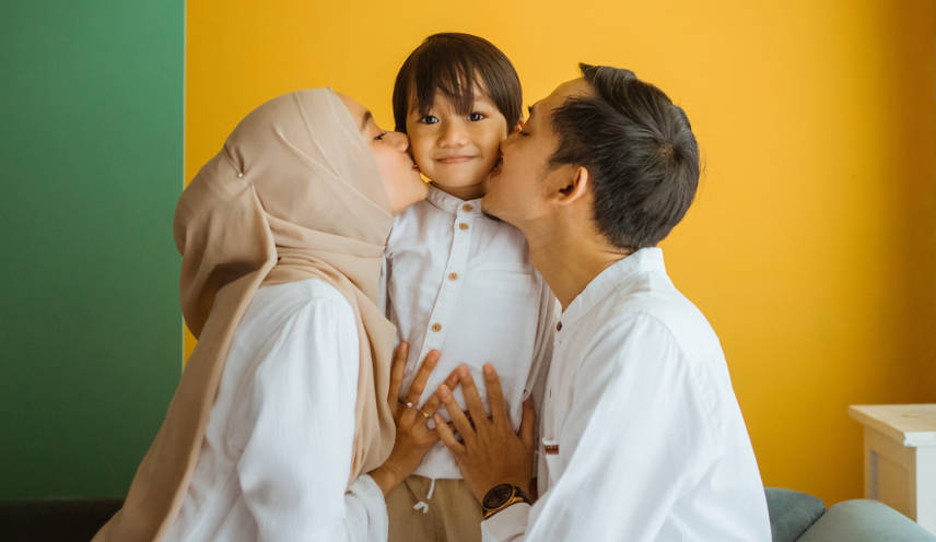 Doa Lengkap untuk Anak, Mulai dari Doa Minta Kecerdasan hingga Doa agar Anak Soleh