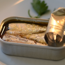 Setelah Ditemukan Cacing, Masihkah Sarden Aman Dikonsumsi?