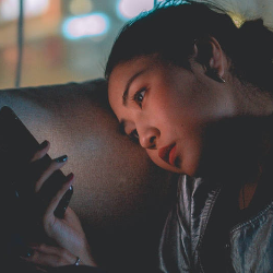 Tak Bisa Mudik, Begini Cara Mengatasi Homesick