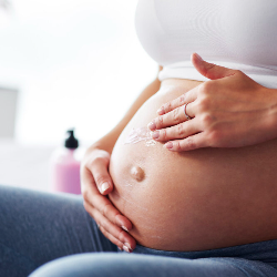 Muncul Stretch Mark Selama Hamil? Begini Cara Mengatasinya!