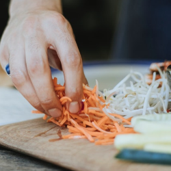 Inilah Cara Menghemat Waktu Memasak saat Sahur dan Berbuka Puasa!