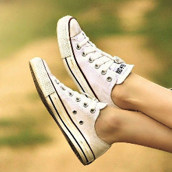 Penyebab dan Cara Menghilangkan Bau Kaki