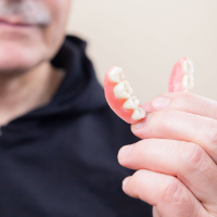 Si Kecil Sakit Gigi, Ini Cara Menghilangkan Sakit Gigi Dalam 5 Menit!