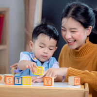 Cara Mengoptimalkan Perkembangan Otak Anak sampai Usia 5 Tahun