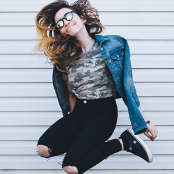 Cara Meningkatkan Mood dengan Meningkatkan Hormon Bahagia