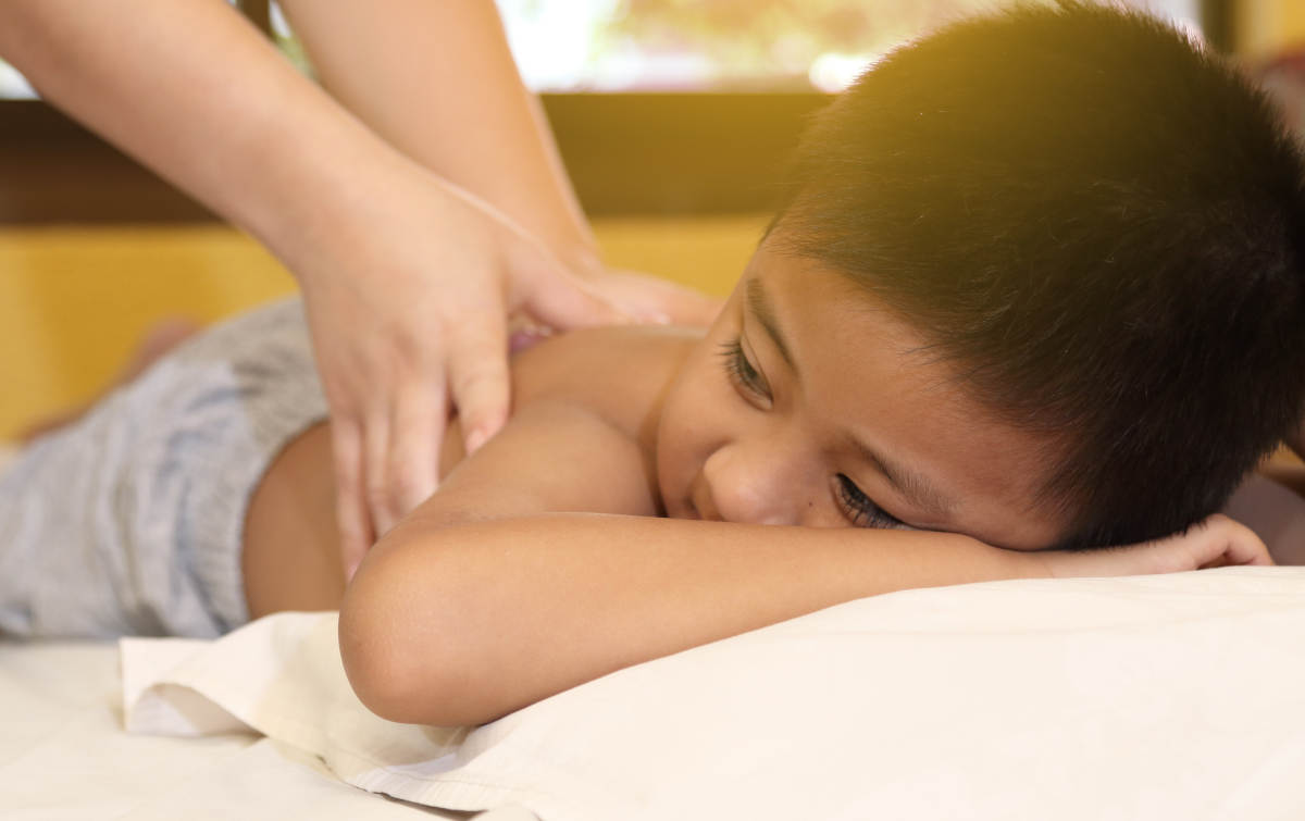 Mengatasi Masuk Angin pada Anak Secara Alami