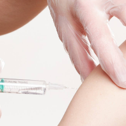 Vaksin HPV Paling Efektif Diberikan Usia 9-10 Tahun