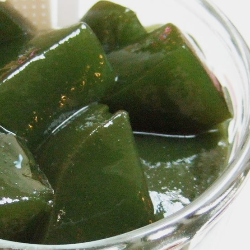 Makan Cincau, Cara Lezat Atasi Hipertensi   