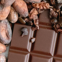 Cokelat Bikin Gigi si Kecil Rusak? Itu Mitos! Cek Faktanya Di sini