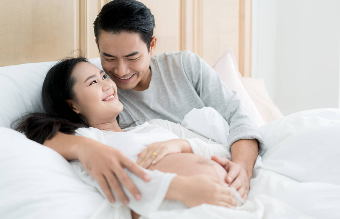 Pasnagan suami istri saat hamil 