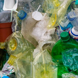 Survei Global: Konsumen Belum Maksimal Daur Ulang Kemasan