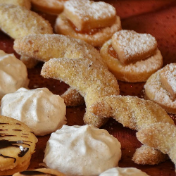 Makan Kue Lebaran, Gula Darah Naik? Atasi dengan Cara Ini!