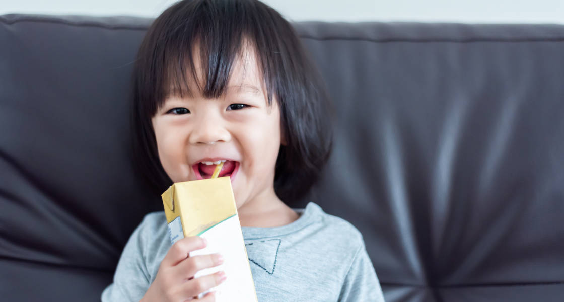 Apakah Susu UHT Boleh Diberikan untuk Anak Usia 1 Tahun?