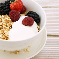 Tingkatkan Kecerdasanmu dengan 11 Makanan Ini!