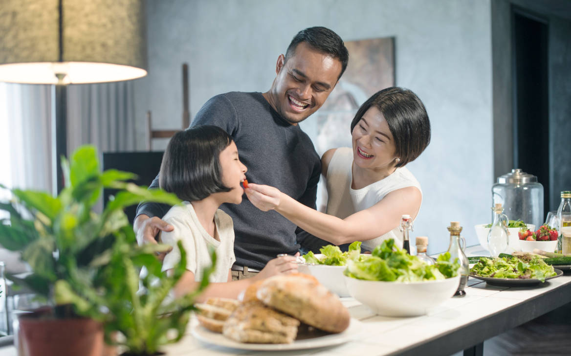 Orang tua menerapkan pola makan serba organik ke anak