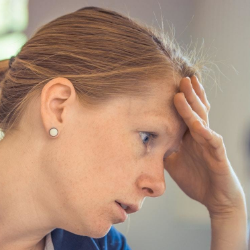 Apa Saja Sih Gejala Vertigo dan Bagaimana Cara Mengatasinya?