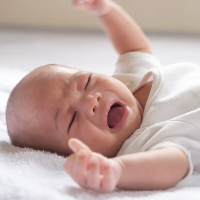 Hal yang Tidak Boleh Dilakukan pada Bayi, Bisa Berakibat Fatal!