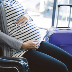 Hamil Muda Bolehkah Naik Pesawat?