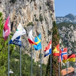 Daftar 20 Negara Paling Tidak Sehat di Dunia