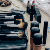 Heboh Artis Endorse Kosmetik Palsu, Ini yang Harus Diperhatikan Dalam Memilih Kosmetik!