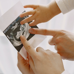 Bagaimana Meningkatkan Hormon Progesteron untuk Program Hamil?