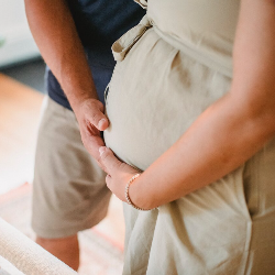 Ibu Hamil Wasir Tak Bisa Melahirkan Normal?