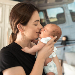 Ibu Menyusui Tidak Haid Juga, Normalkah?