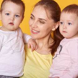 Ingin Hamil Kembar? Yuk, Ketahui Dulu Hal Penting Ini