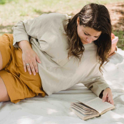 Mums, Ini Dia Arti Tendangan Janin Selama Kehamilan