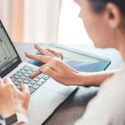 Mulai Work from Office Lagi? Jangan Lupa Lakukan Ini Biar Selalu Fit!