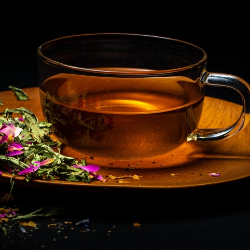 Anak-anak Boleh Minum Teh Apa Enggak Ya?