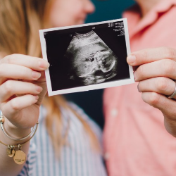 Kapan Waktu yang Tepat Mengumumkan Kehamilan?