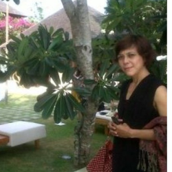 Yurike Ferdinandus, Buktikan Ibu Rumah Tangga yang Terinfeksi HIV/AIDS Masih Dapat Hidup Berkualitas