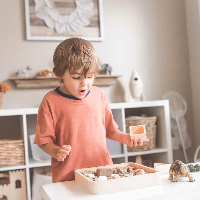 Kenali Apa Saja Tugas Rumah yang Bisa Dikerjakan Anak Usia 3 Tahun