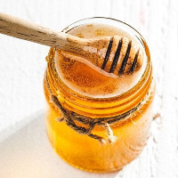 Alasan Bayi Tidak Boleh Minum Madu