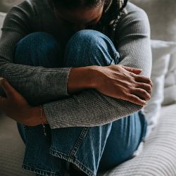 Kenapa Sih Setelah Menangis Kok Mengantuk?