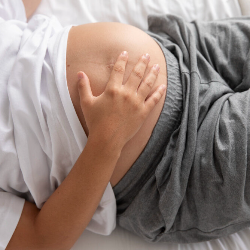 Normalkah Mengalami Kram Perut atau Kontraksi Setelah Berhubungan Seks saat Hamil?