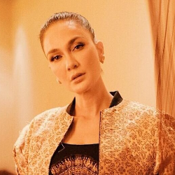 Luna Maya Bekukan Sel Telur, Bagaimana Prosedurnya?