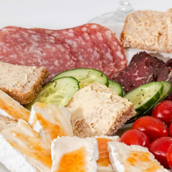 Ahli: Jenis Makanan untuk Penderita Diabetes tidak Perlu Dibedakan